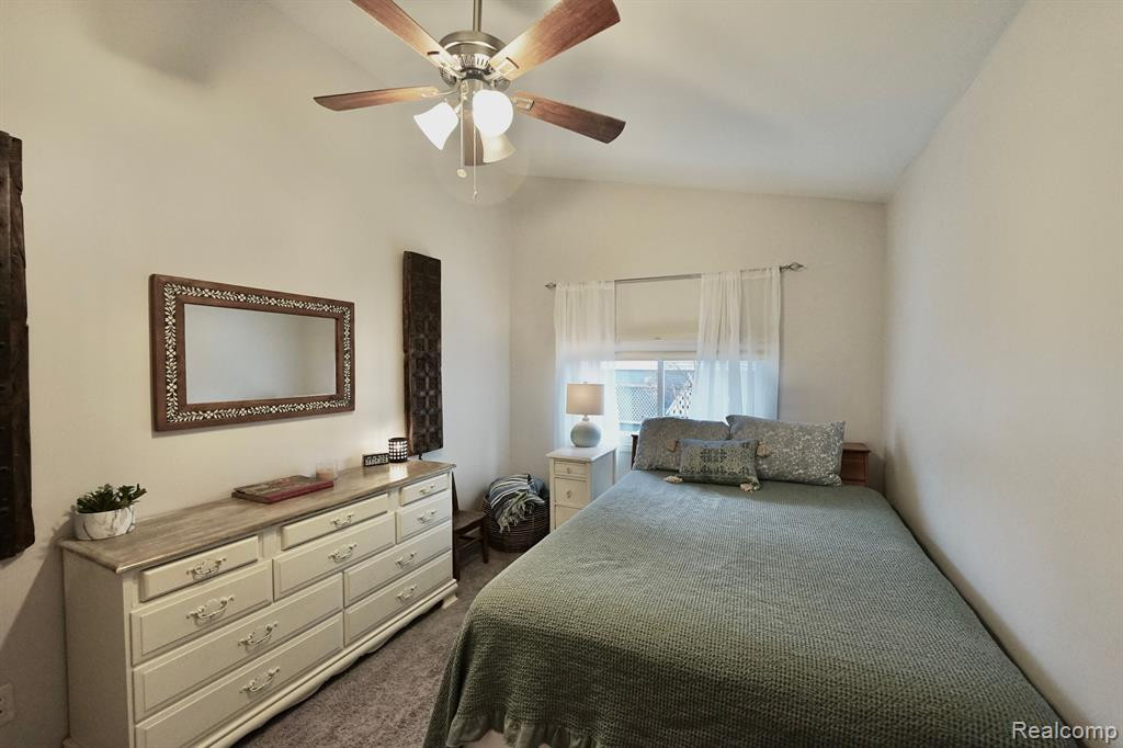 511 BELLEVUE Avenue, Lake Orion, MI 48362 — Photo 31