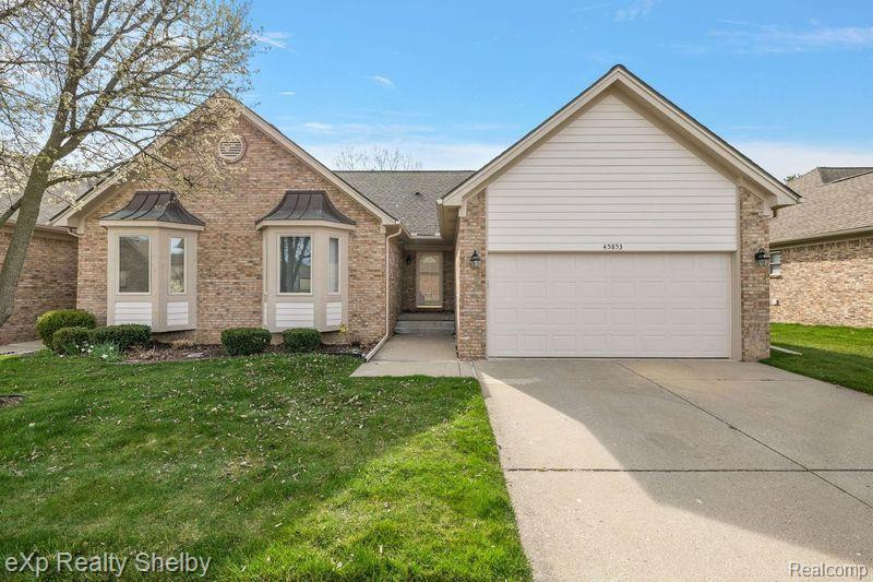 45853 KARAM Drive, Shelby Twp, MI 48315 — Photo 2
