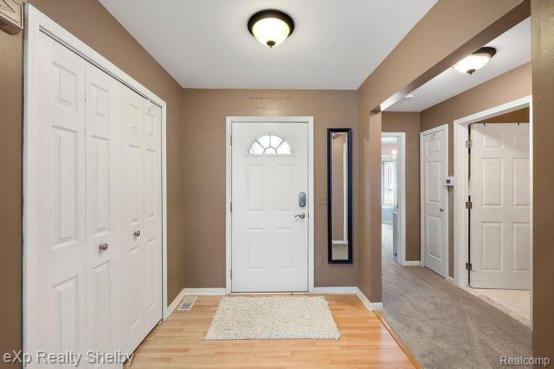 45853 KARAM Drive, Shelby Twp, MI 48315 — Photo 7