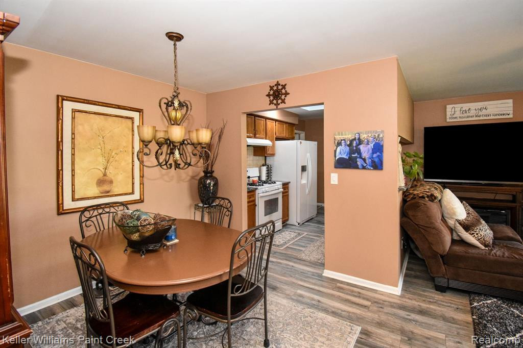 49116 CONWAY, Shelby Twp, MI 48315 — Photo 10