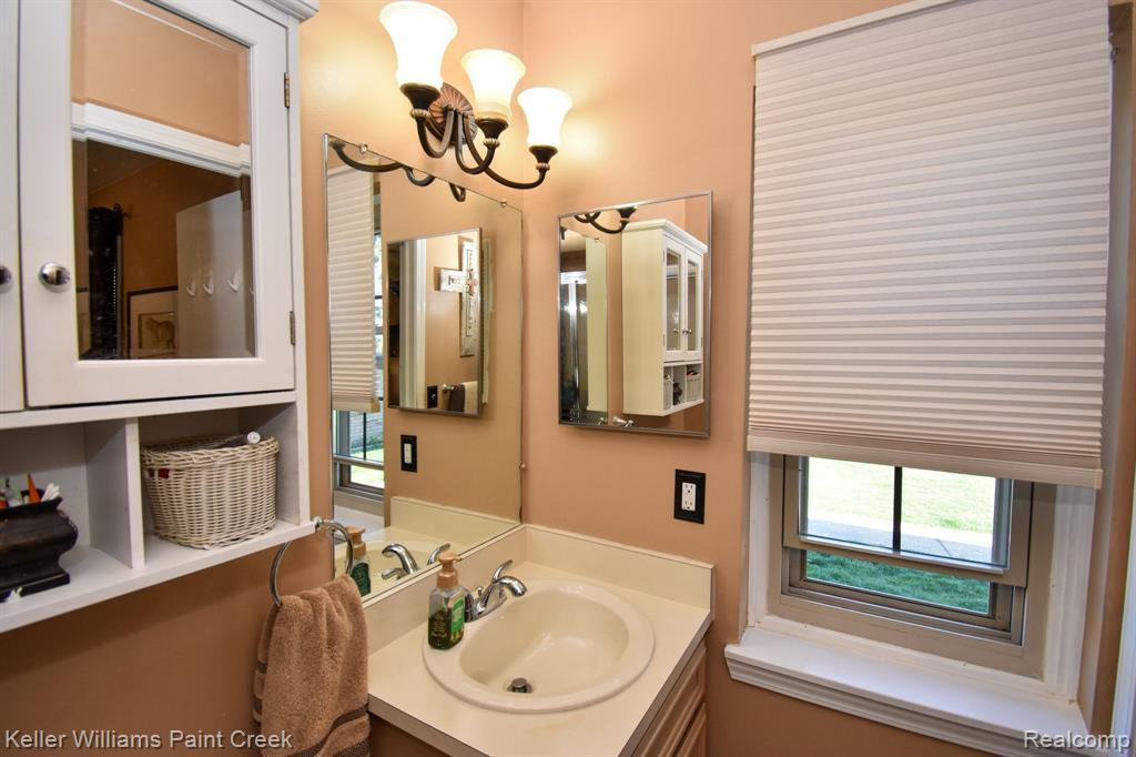 49116 CONWAY, Shelby Twp, MI 48315 — Photo 20