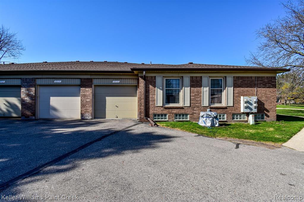 49116 CONWAY, Shelby Twp, MI 48315 — Photo 37