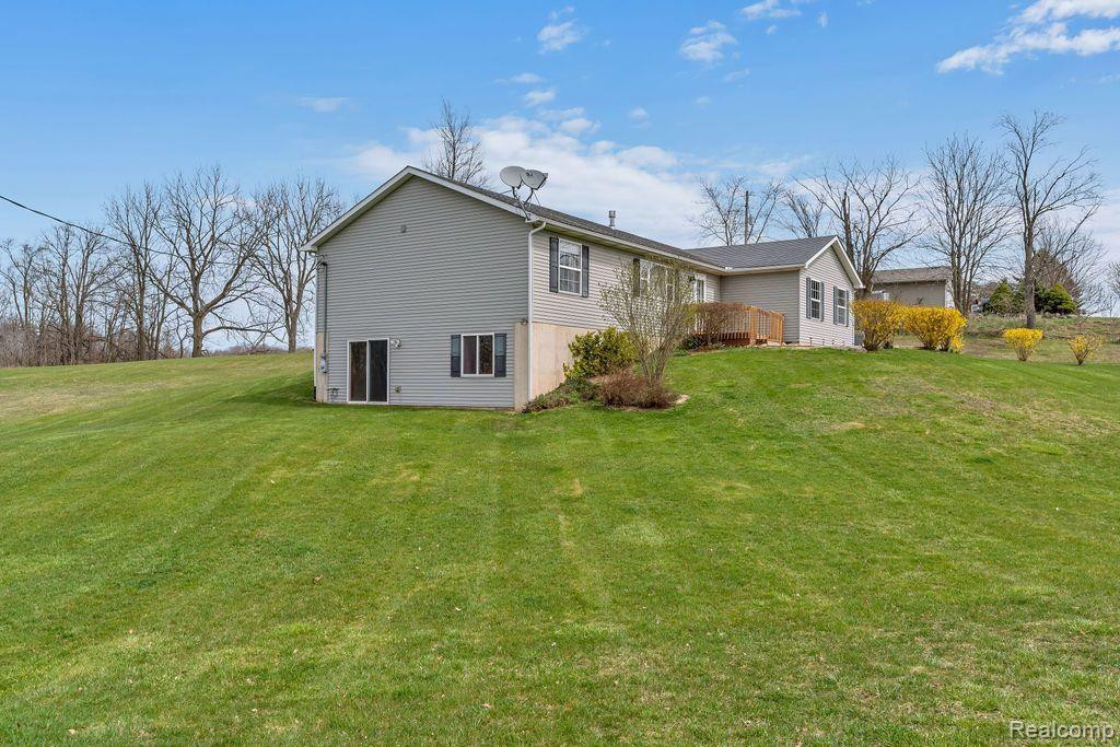 5814 HAYNER Road, Fowlerville, MI 48836 — Photo 4