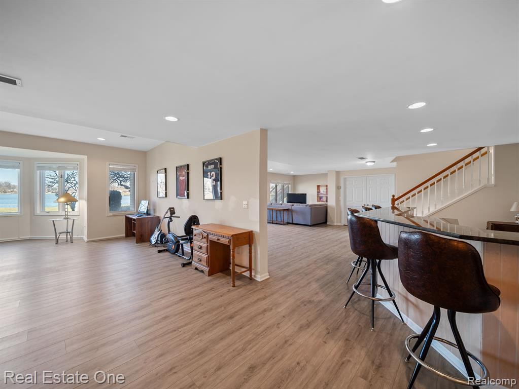 9060 HURON BLUFFS Drive, White Lake, MI — Photo 26