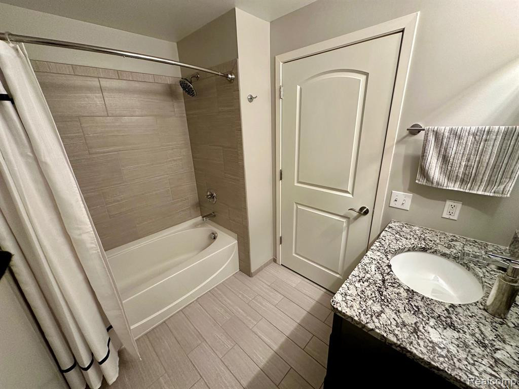 66 WINDER Street, 36-336, Detroit, MI 48201 — Photo 18
