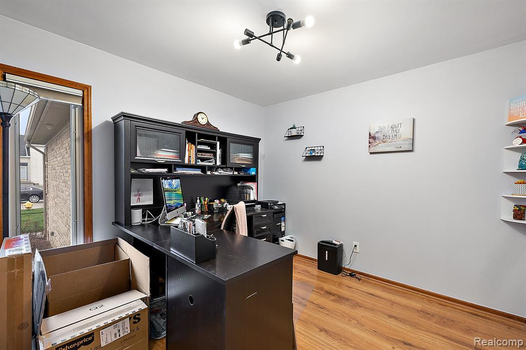 54836 CHICKASAW Drive, Macomb, MI 48042 — Photo 7