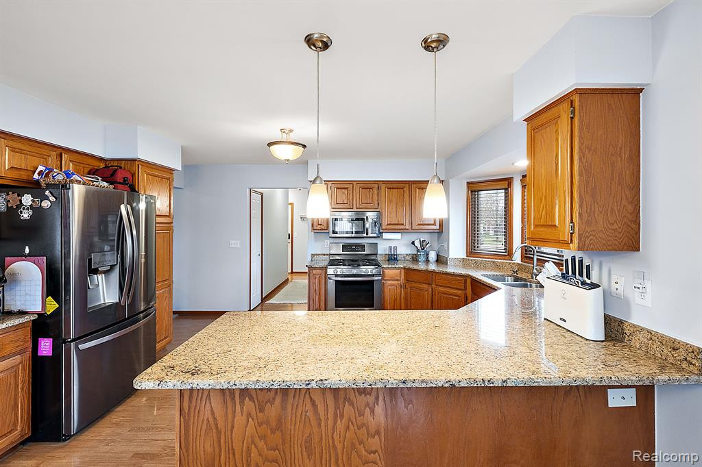 54836 CHICKASAW Drive, Macomb, MI 48042 — Photo 19