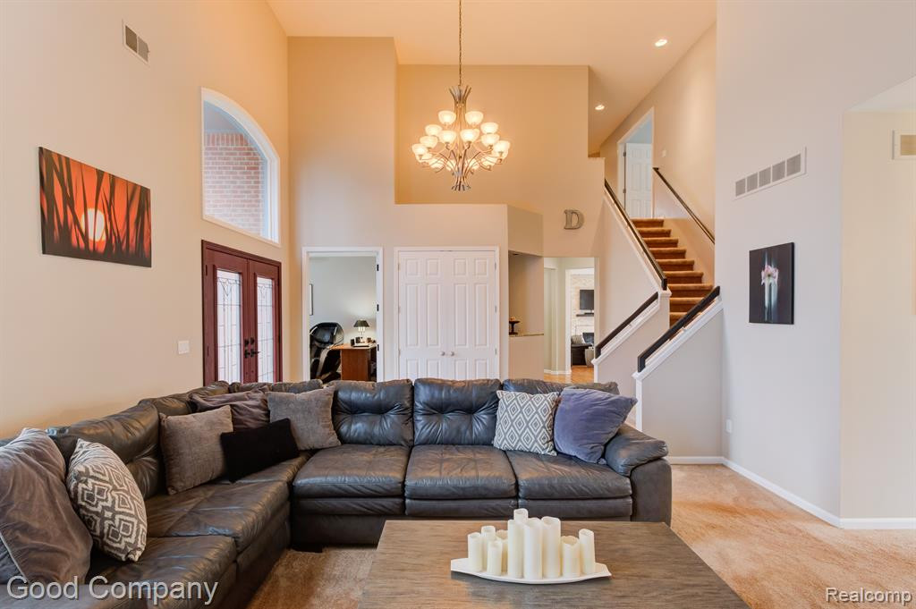 7298 VILLAGE SQUARE Drive, West Bloomfield, MI — Photo 10