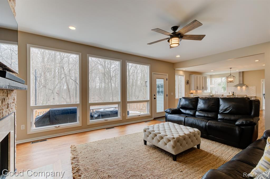 7298 VILLAGE SQUARE Drive, West Bloomfield, MI — Photo 16