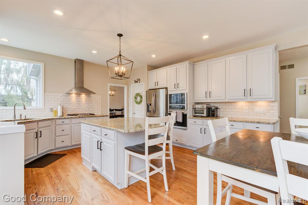 7298 VILLAGE SQUARE Drive, West Bloomfield, MI — Photo 22