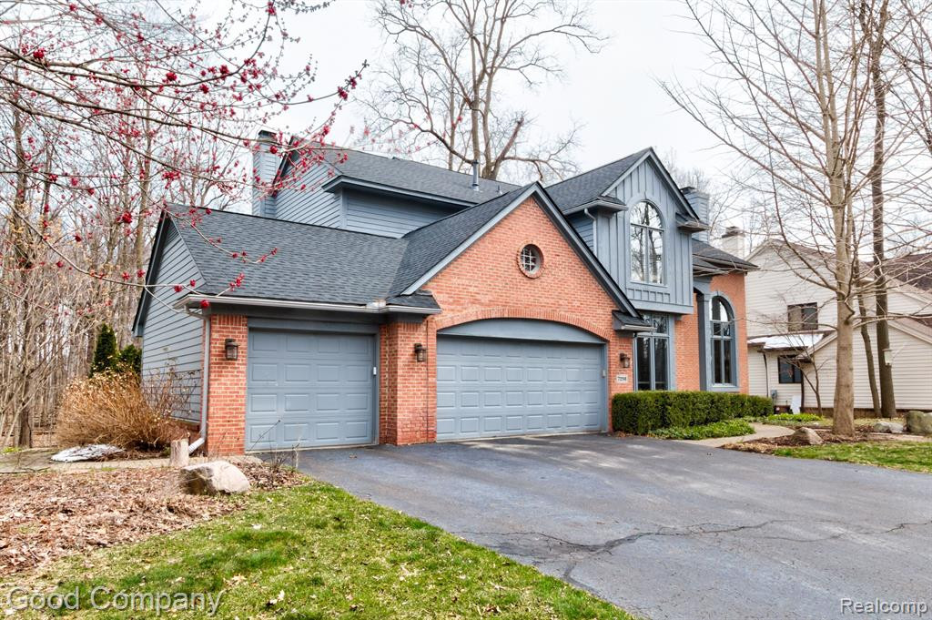 7298 VILLAGE SQUARE Drive, West Bloomfield, MI — Photo 52