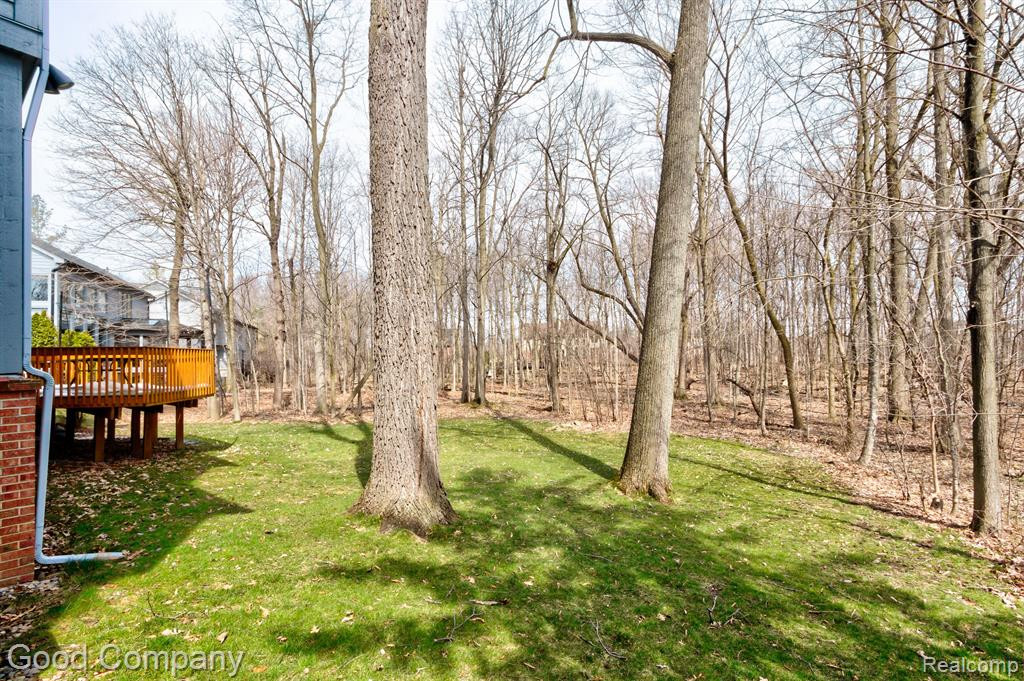 7298 VILLAGE SQUARE Drive, West Bloomfield, MI — Photo 54