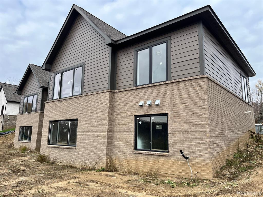 9768 Lake Edge Drive, Brighton, MI 48114 — Photo 15