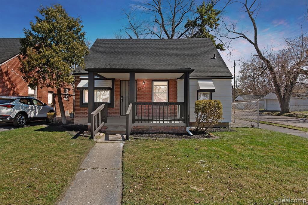 9004 PATTON Street, Detroit, MI 48228 — Photo 2