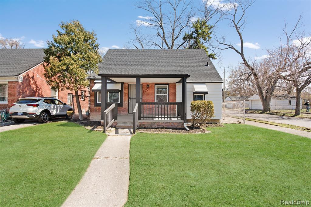 9004 PATTON Street, Detroit, MI 48228 — Photo 4