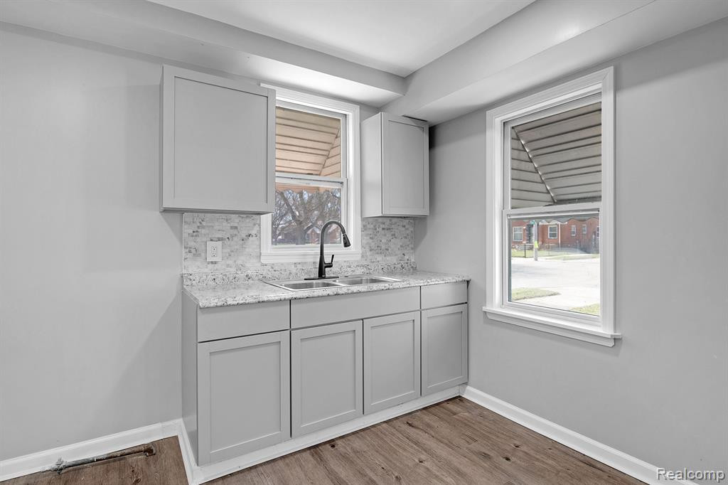 9004 PATTON Street, Detroit, MI 48228 — Photo 11