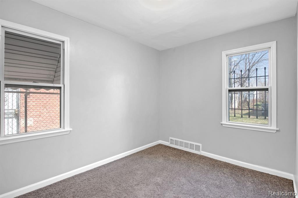 9004 PATTON Street, Detroit, MI 48228 — Photo 18
