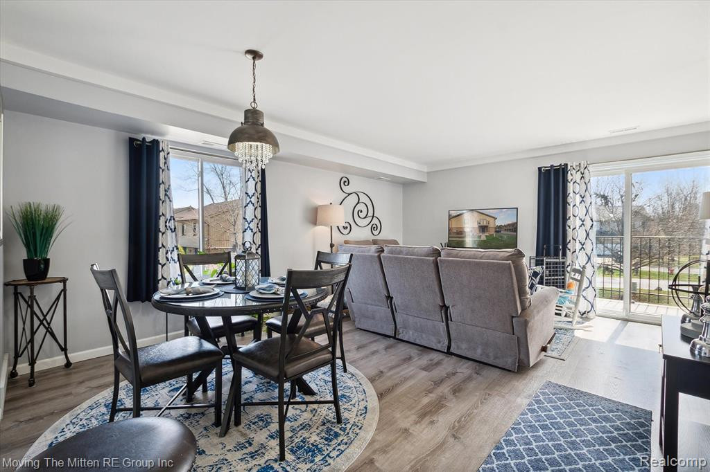 41669 Bedford Dr, Canton, MI 48187 — Photo 9