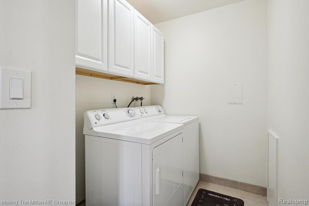 41669 Bedford Dr, Canton, MI 48187 — Photo 15