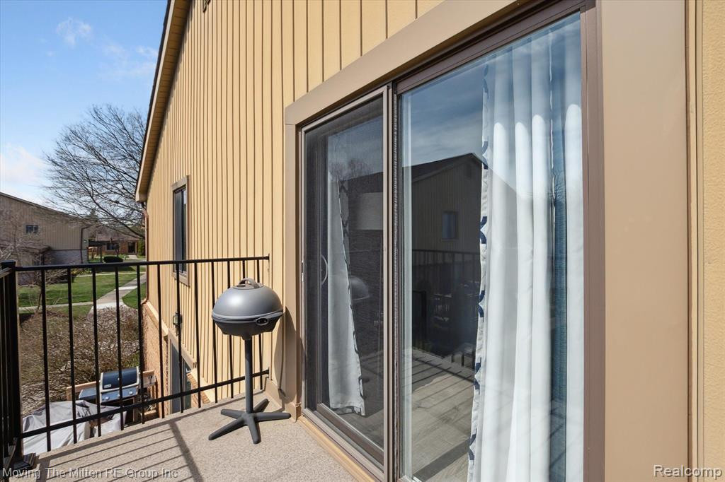 41669 Bedford Dr, Canton, MI 48187 — Photo 23