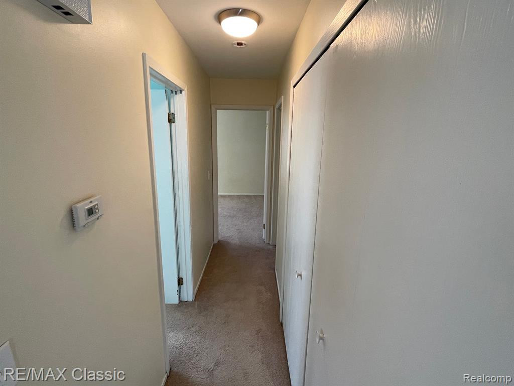 23524 WOODSHIRE Court, 137, Novi, MI — Photo 14