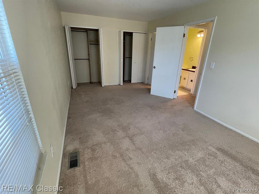 23524 WOODSHIRE Court, 137, Novi, MI — Photo 18