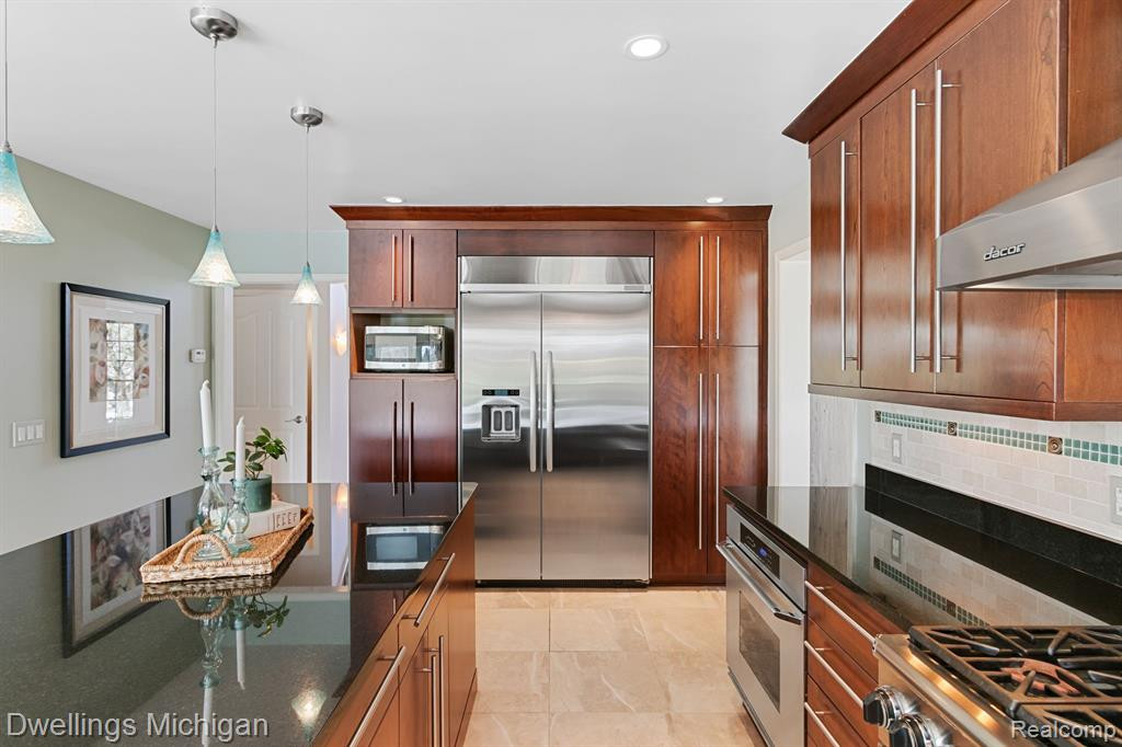 47563 ASHFORD Drive S, Canton, MI 48188 — Photo 37