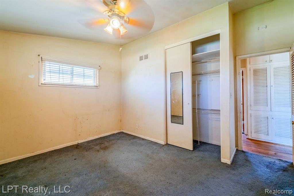 5500 CHEROKEE Street, Dearborn Heights, MI 48125 — Photo 7