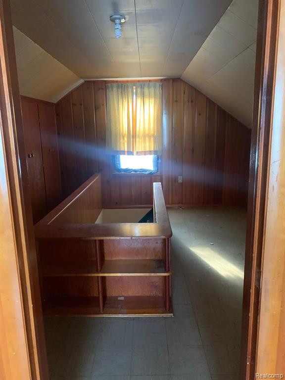 4910 EDWARDS Avenue, Flint, MI 48505 — Photo 15