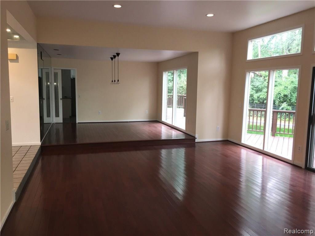 4702 MADA Court, West Bloomfield, MI — Photo 12