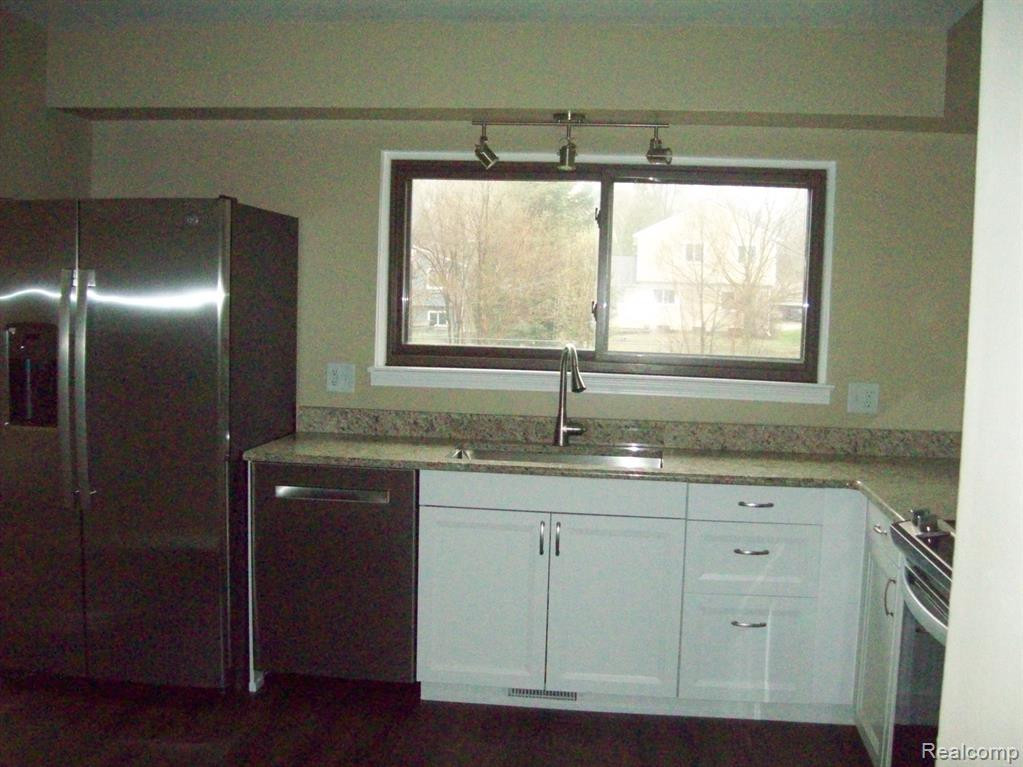1143 RUE WILLETTE Boulevard, Ypsilanti, MI 48198 — Photo 6