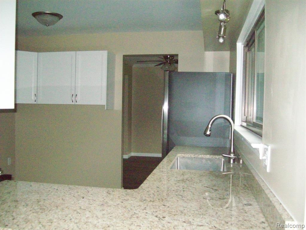 1143 RUE WILLETTE Boulevard, Ypsilanti, MI 48198 — Photo 9