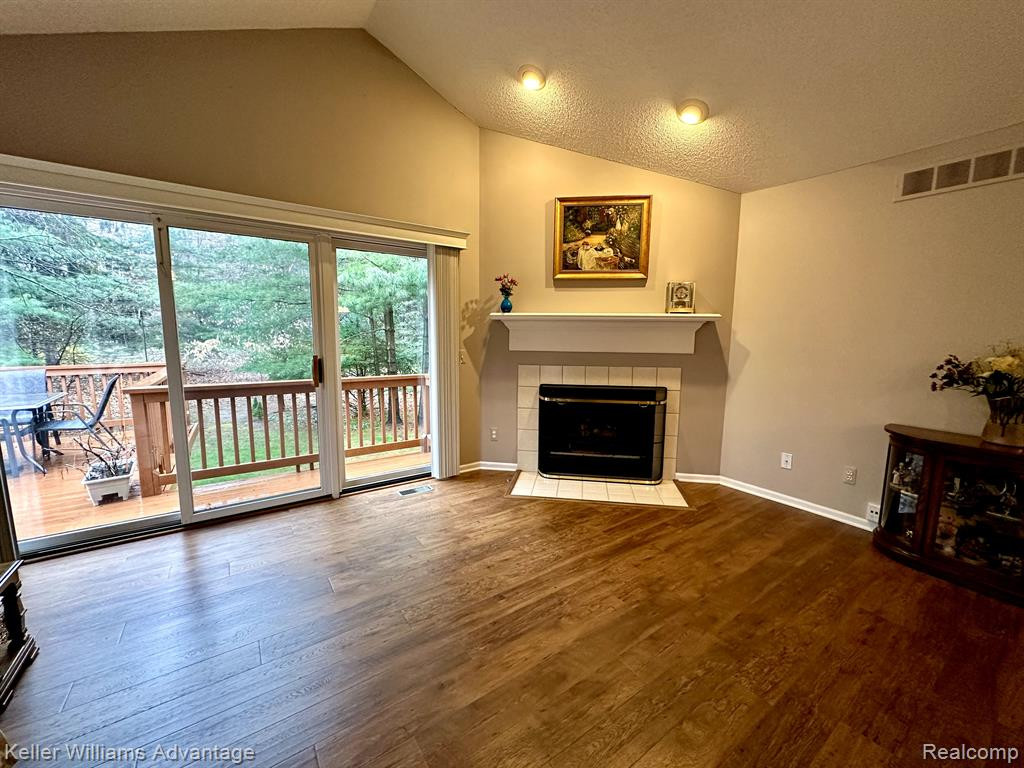 35310 Lone Pine Lane, Farmington Hills, MI 48335 — Photo 7