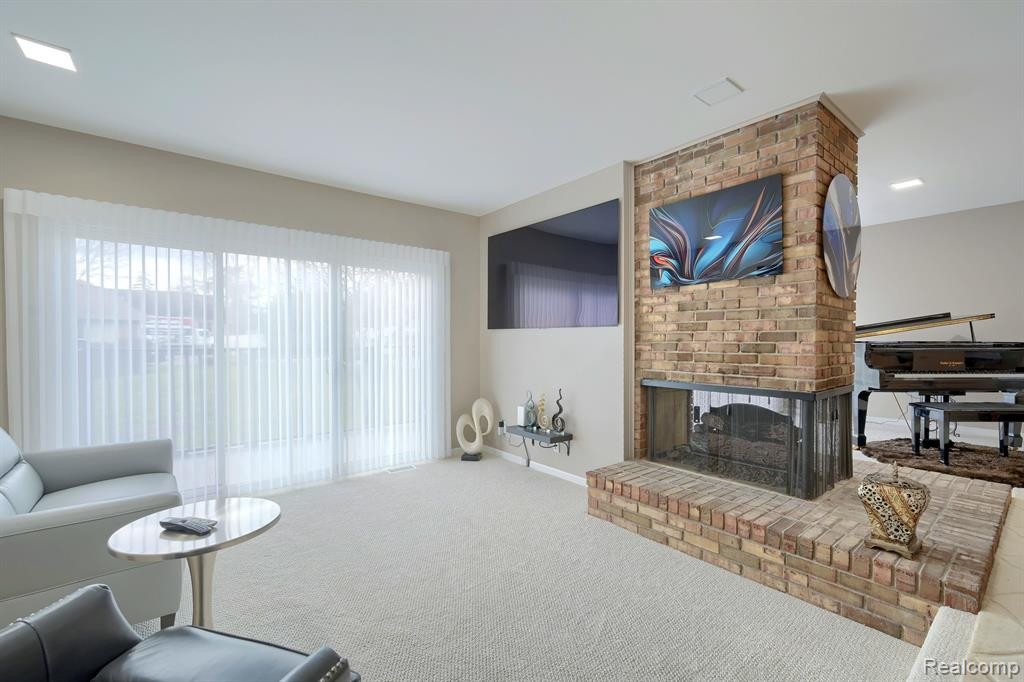 6023 PEBBLE LANE Court, West Bloomfield, MI — Photo 9