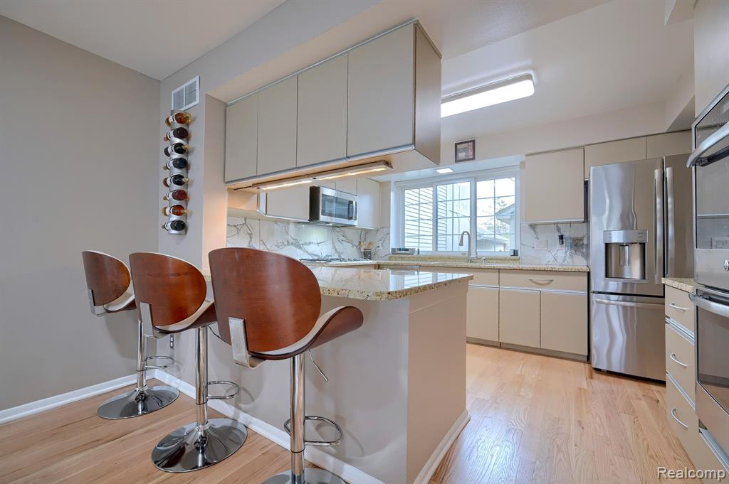 6023 PEBBLE LANE Court, West Bloomfield, MI — Photo 13