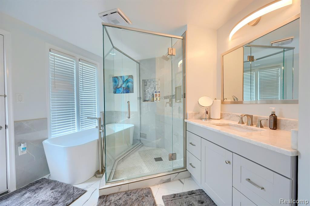 6023 PEBBLE LANE Court, West Bloomfield, MI — Photo 29