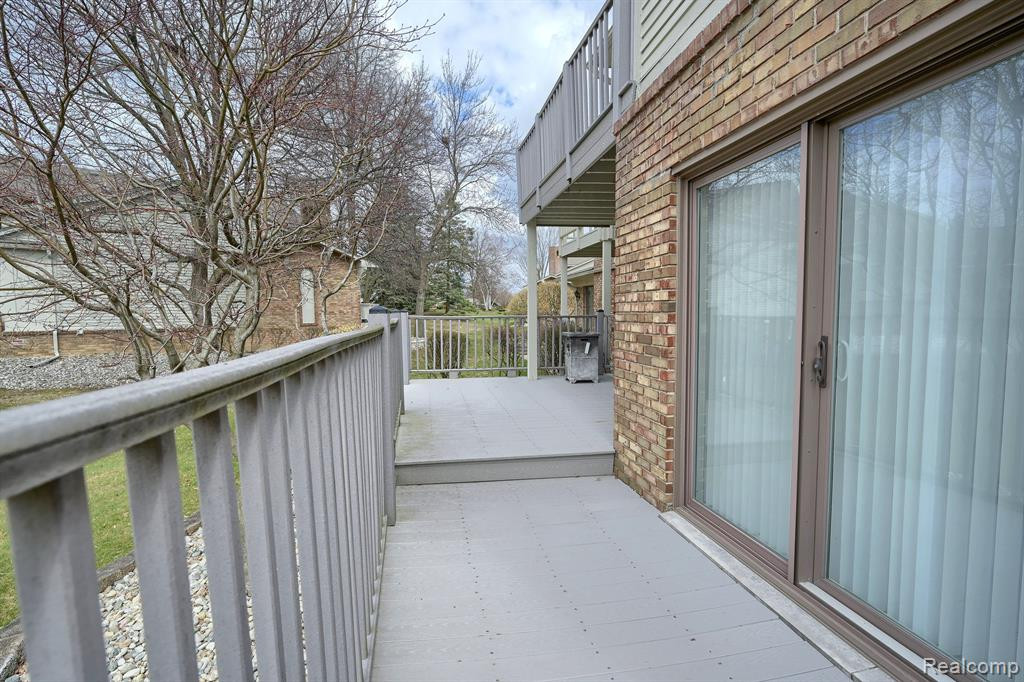 6023 PEBBLE LANE Court, West Bloomfield, MI — Photo 41
