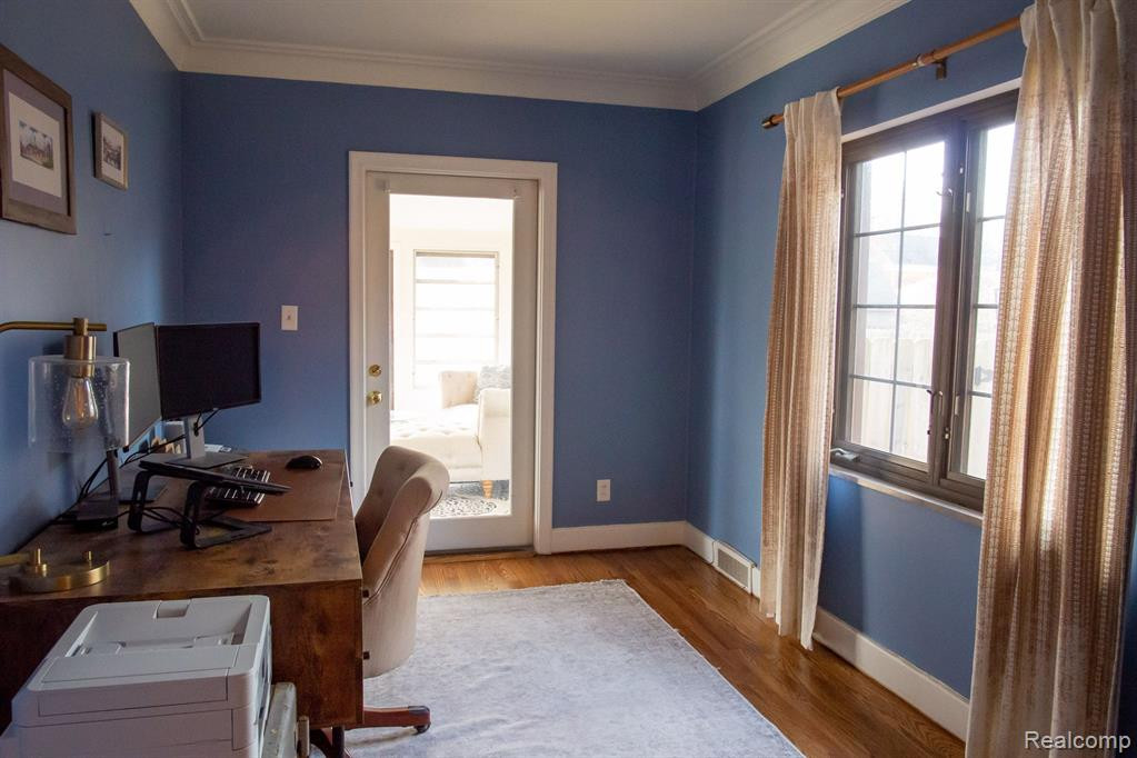 725 LINCOLN Road, Grosse Pointe, MI 48230 — Photo 42