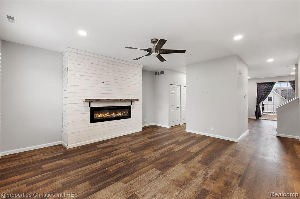 328 RED RYDER Drive, Plymouth, MI 48170 — Photo 4