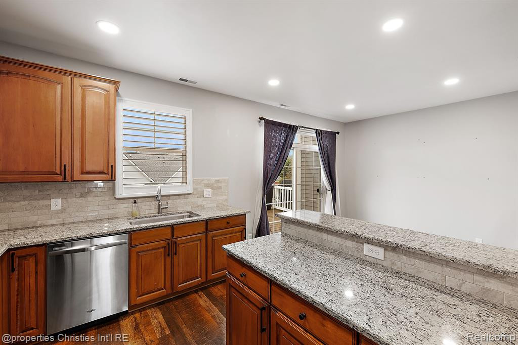 328 RED RYDER Drive, Plymouth, MI 48170 — Photo 10