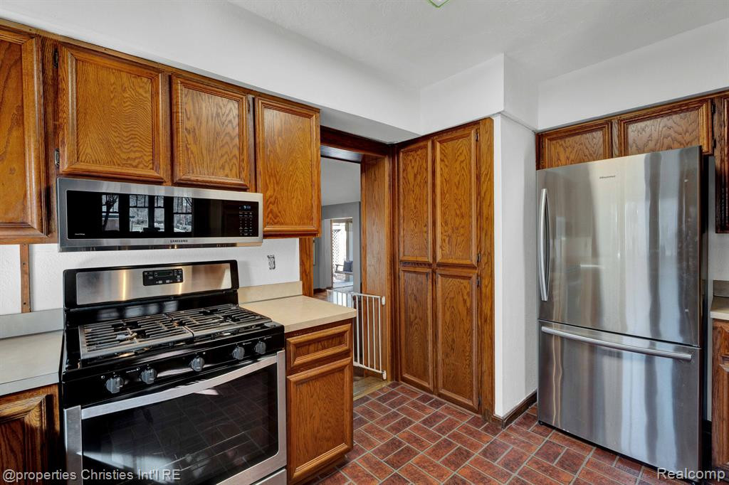 3972 N OAK Street, Metamora, MI 48455 — Photo 12