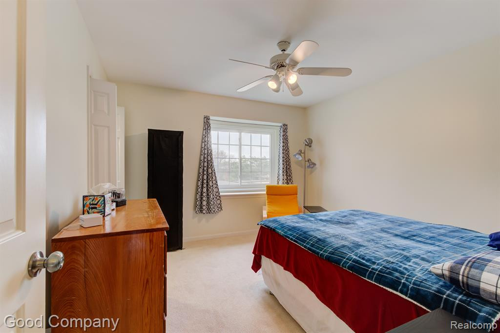 4931 CROOKS Road, Royal Oak, MI 48073 — Photo 11