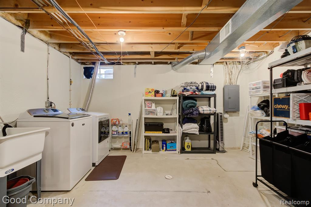 4931 CROOKS Road, Royal Oak, MI 48073 — Photo 20