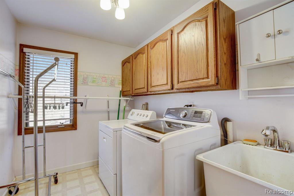 41773 Waterfall Road, Northville, MI 48168 — Photo 27
