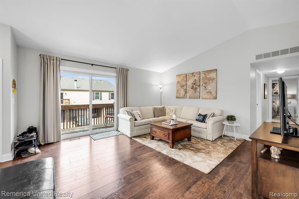 3048 FOREST CREEK Court, 48, Ann Arbor, MI 48108 — Photo 5