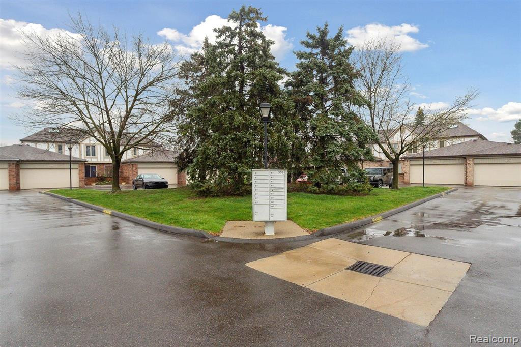 49420 MAYFLOWER, 57, Shelby Twp, MI 48315 — Photo 33