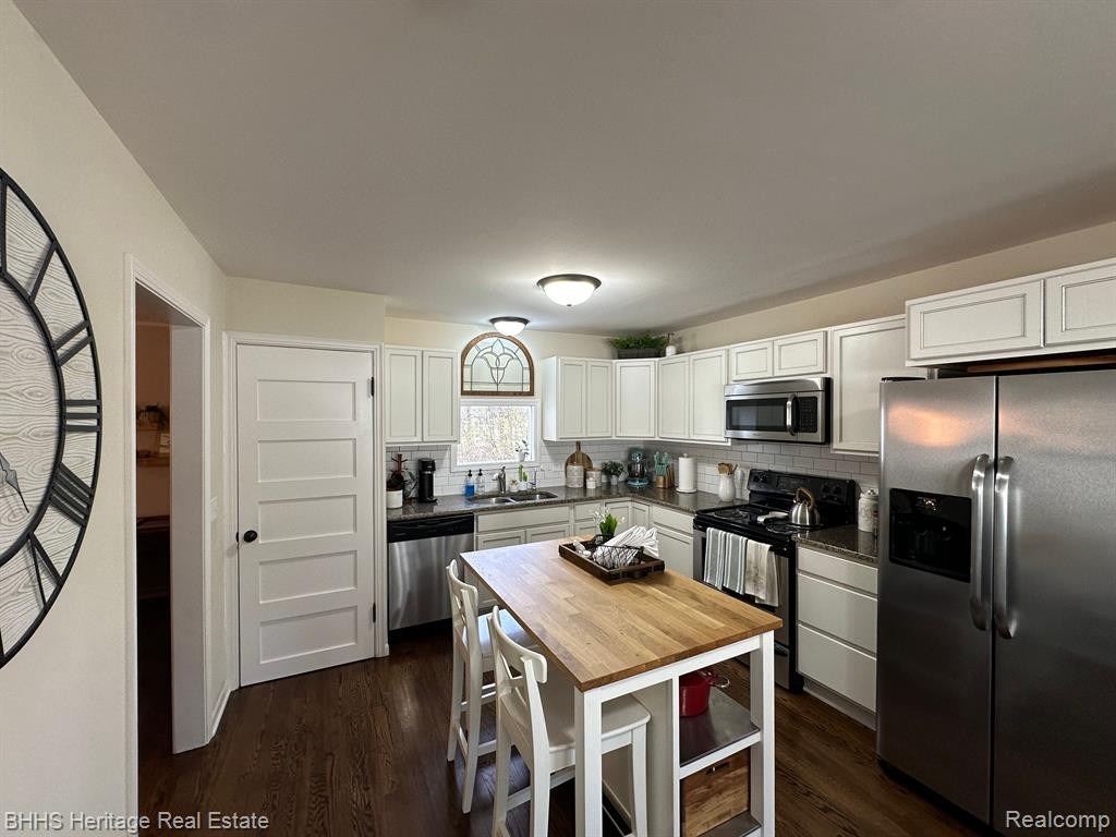 5625 FERNLANDS, Pinckney, MI 48169 — Photo 15