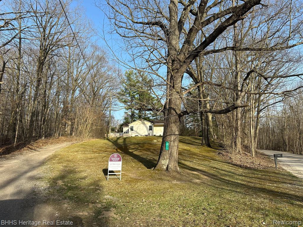 5625 FERNLANDS, Pinckney, MI 48169 — Photo 35