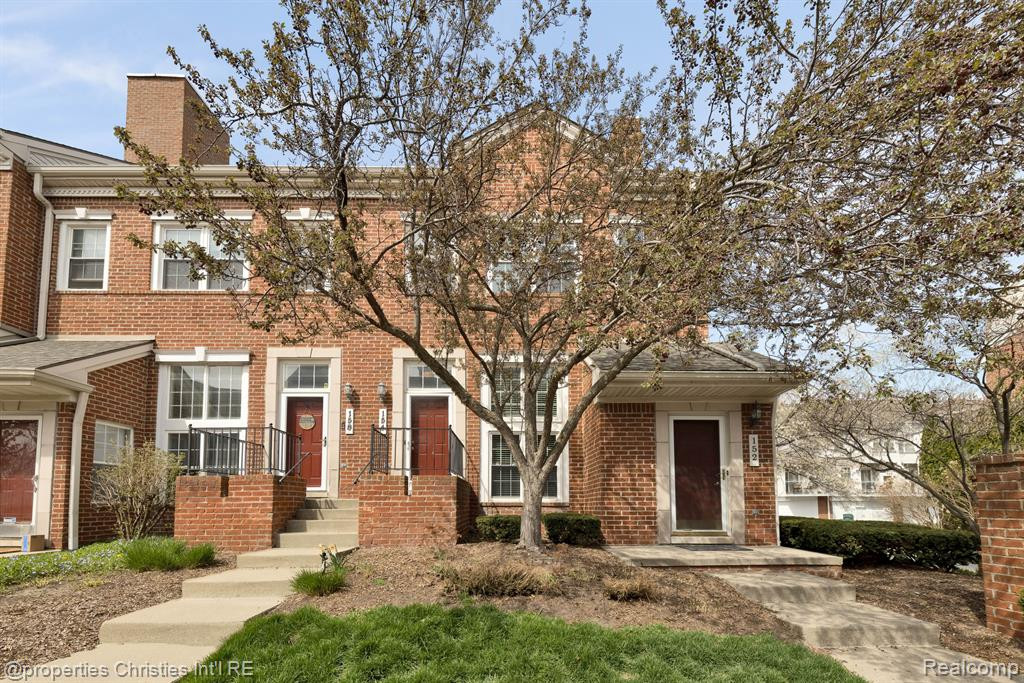 154 ALLENHURST Avenue, Royal Oak, MI 48067 — Photo 2