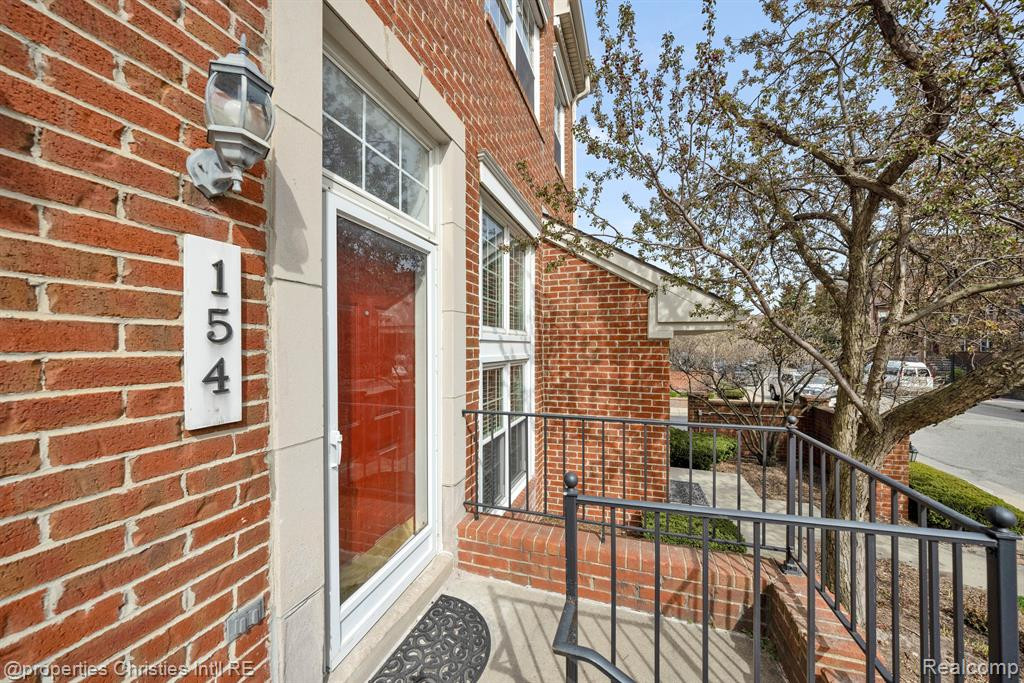 154 ALLENHURST Avenue, Royal Oak, MI 48067 — Photo 3